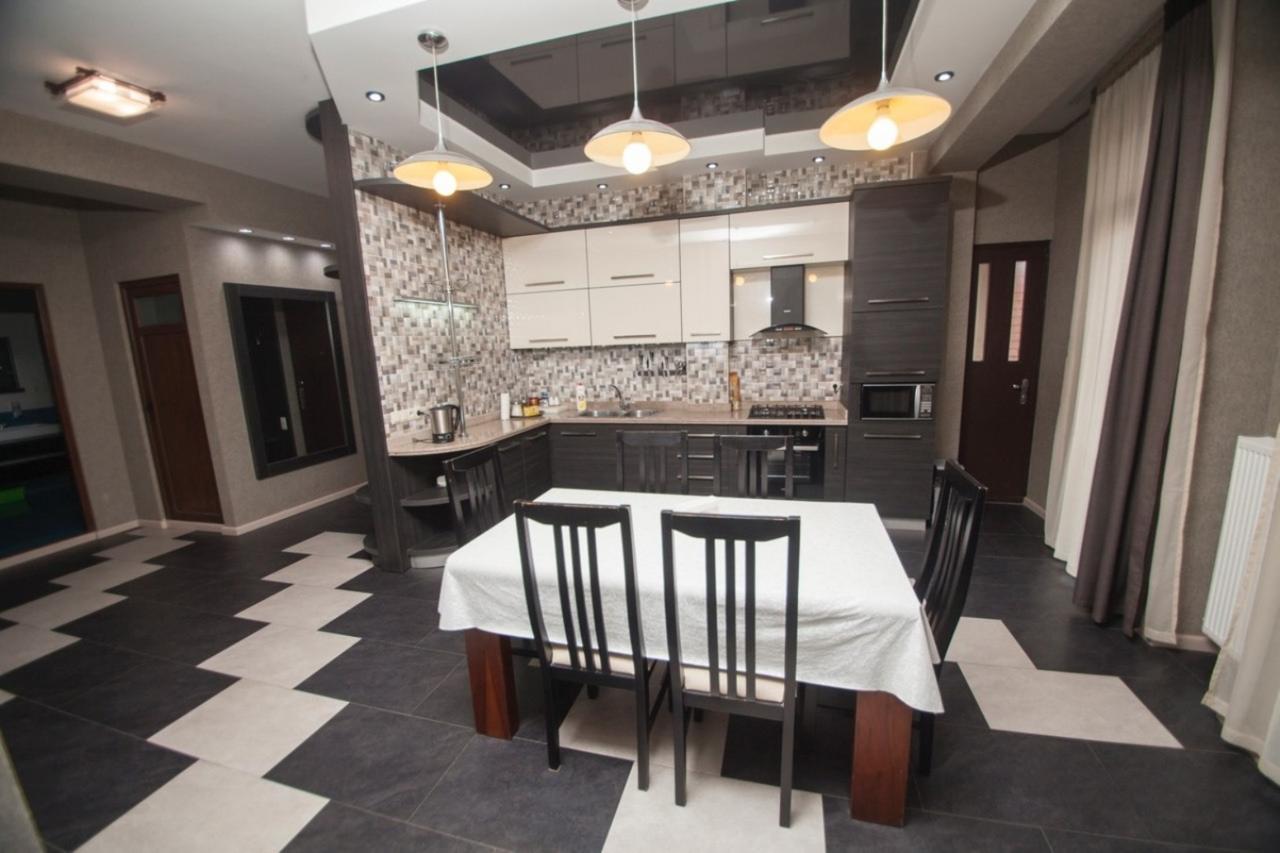 Lilika Apartments On Meskhishvili Tbilisi Luaran gambar