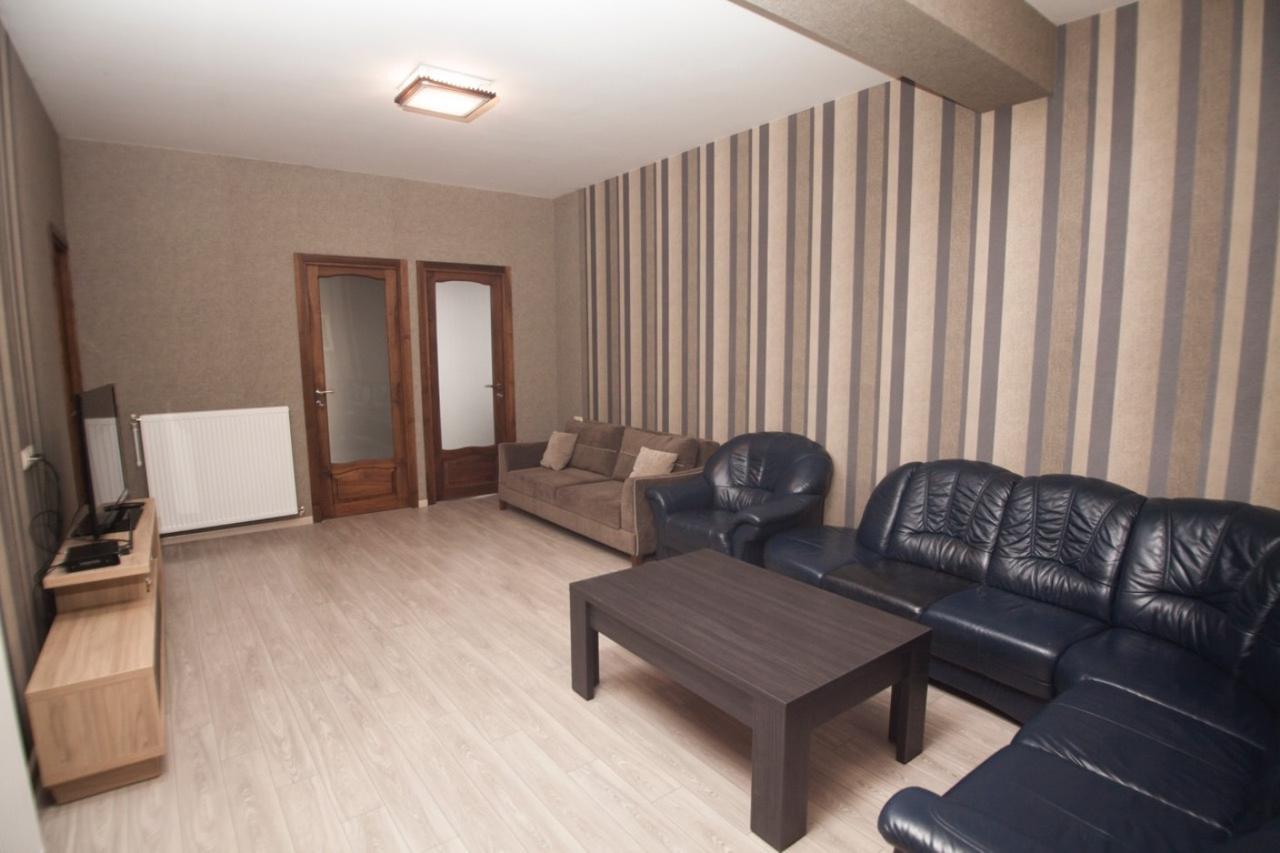 Lilika Apartments On Meskhishvili Tbilisi Luaran gambar